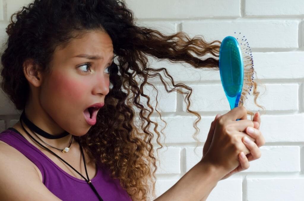 How-To-Detangle-A-Human-Hair-Wig